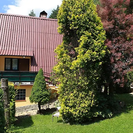 Domek Caloroczny Tresna Agata Exteriér fotografie